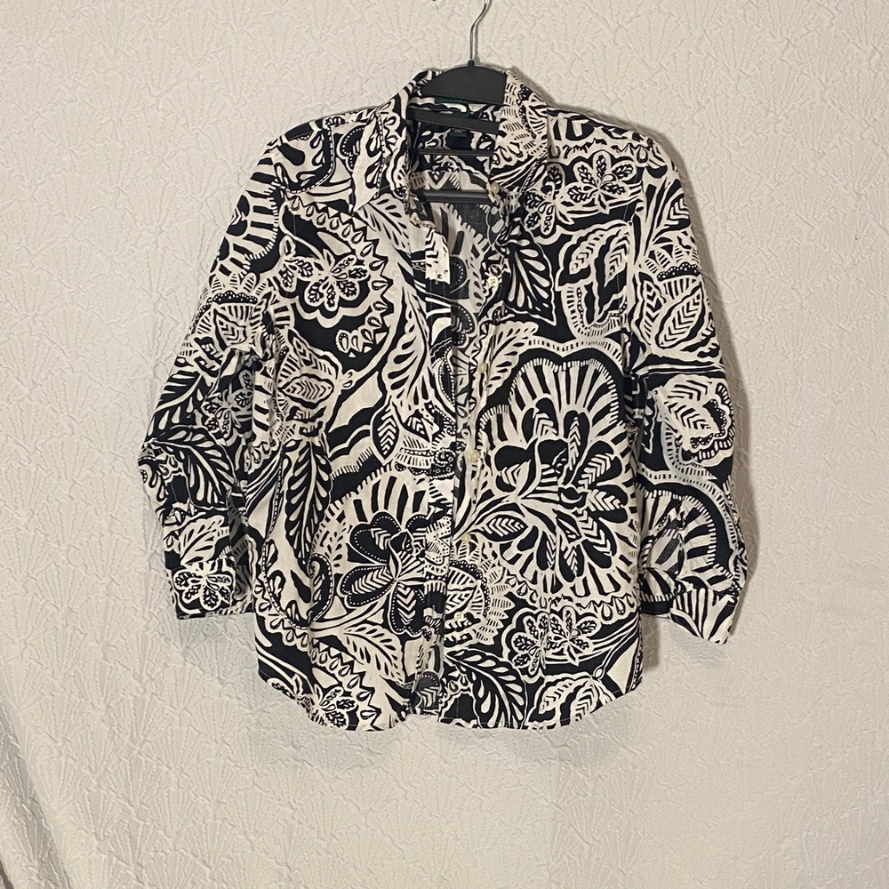 Ralph Lauren Black and White Floral Blouse. Work appropriate attire 90's Classic